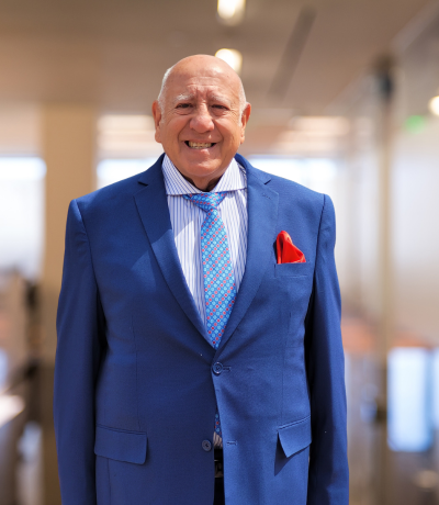 Marco Véliz Aguilar - Sostenedor